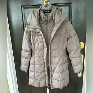 NWT:  Cole Hann Grey Quilted Jacket.  Size S.